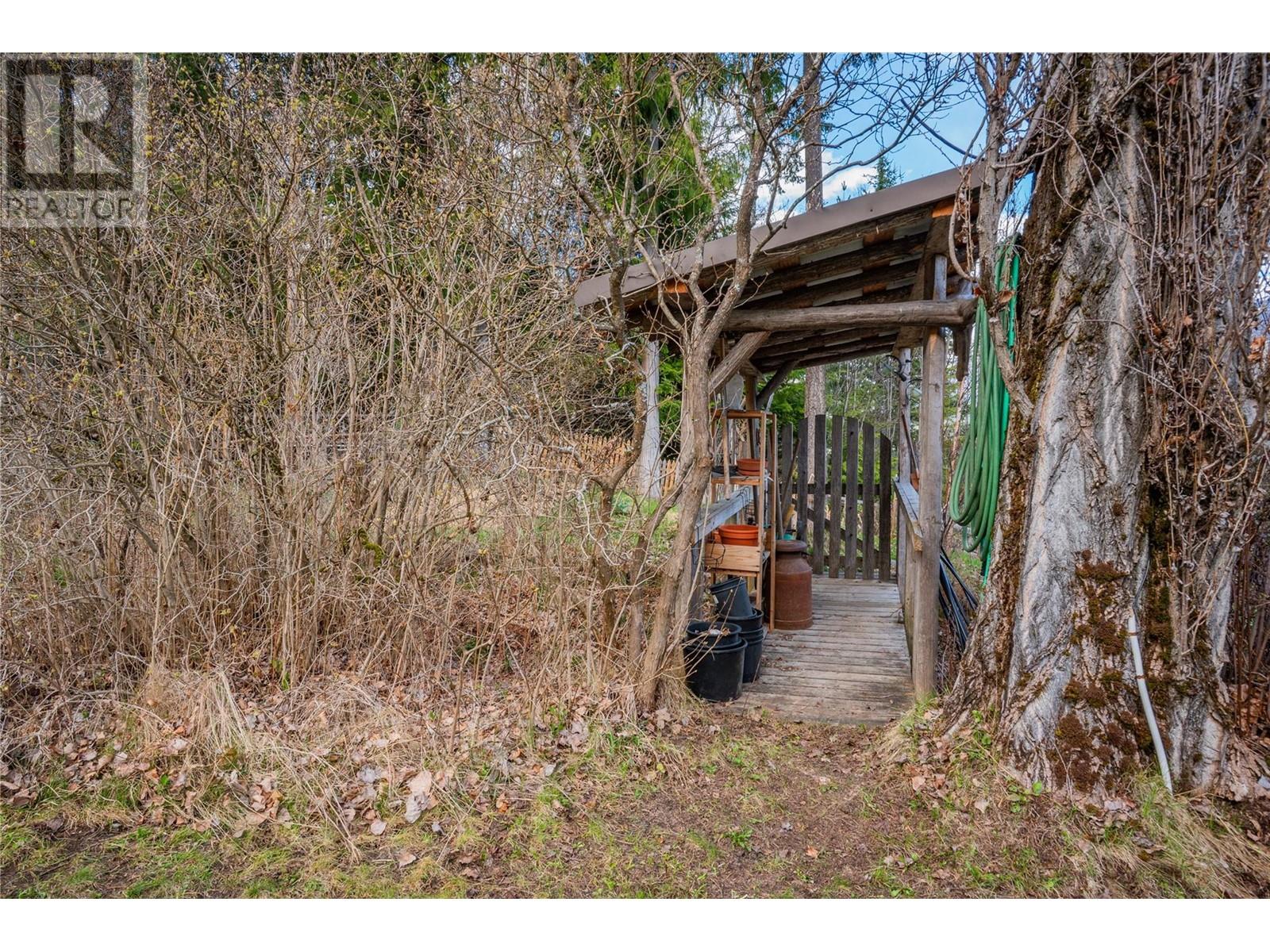 9351 31 Highway, Kaslo, British Columbia  V0G 1M0 - Photo 59 - 10344223