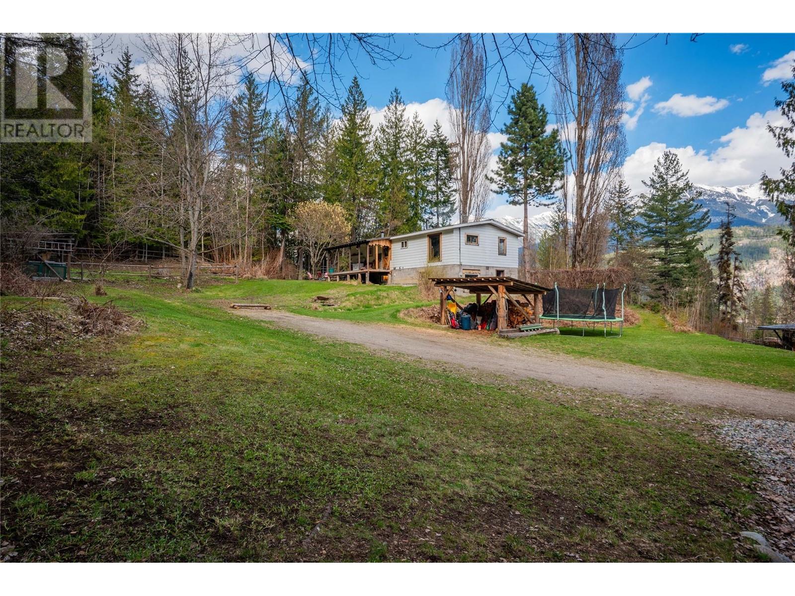 9351 31 Highway, Kaslo, British Columbia  V0G 1M0 - Photo 64 - 10344223