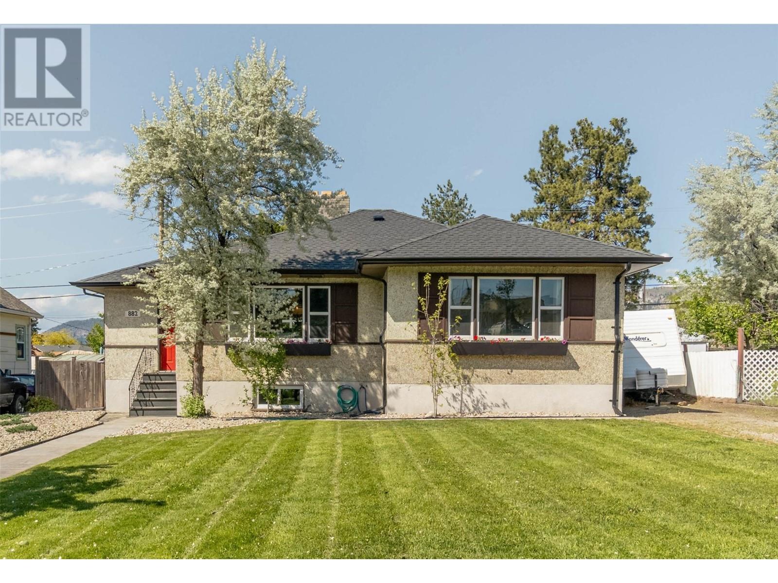 882 Mckinney Road, Oliver, British Columbia  V0H 1T3 - Photo 1 - 10346518
