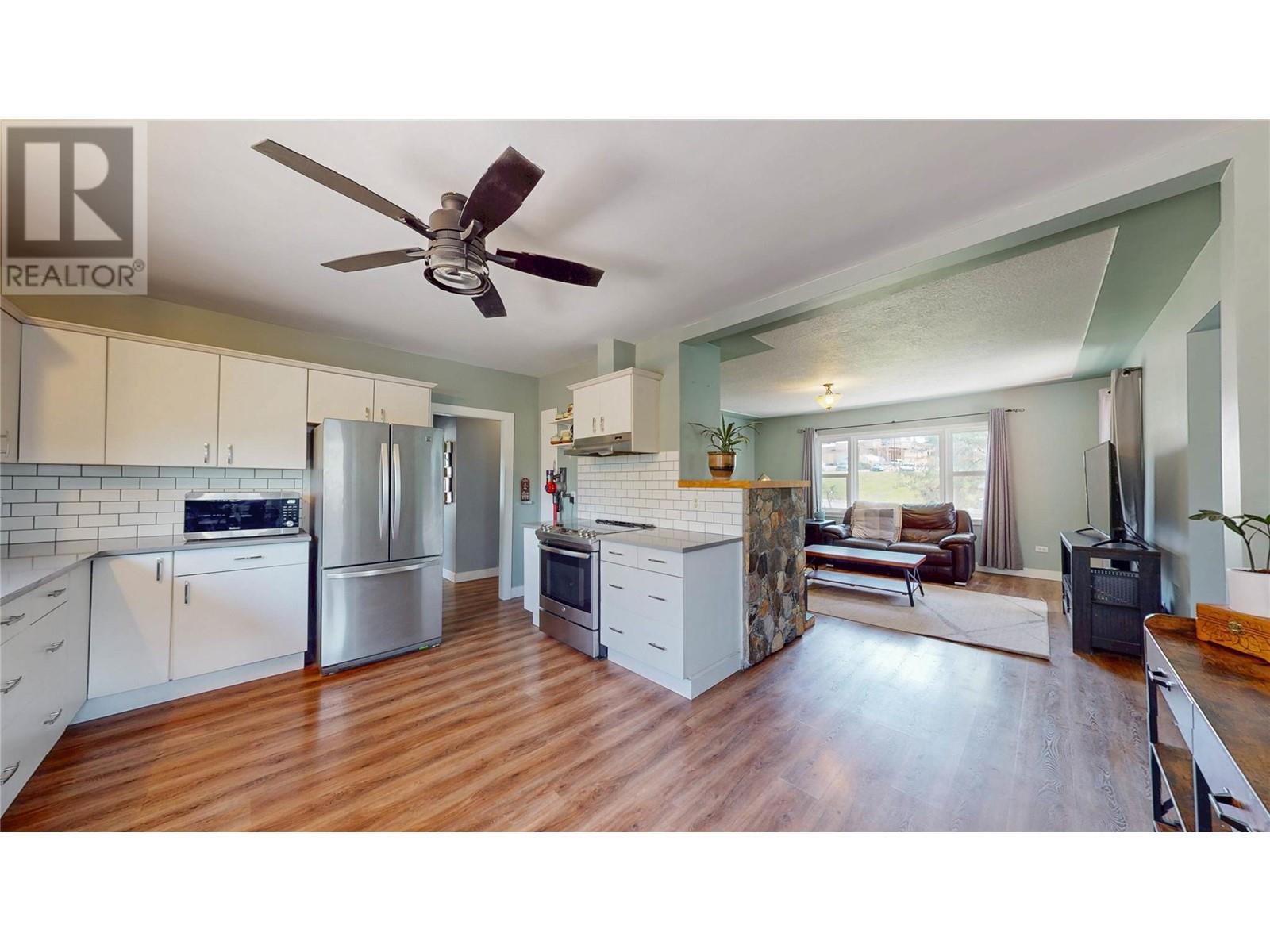 882 Mckinney Road, Oliver, British Columbia  V0H 1T3 - Photo 12 - 10346518