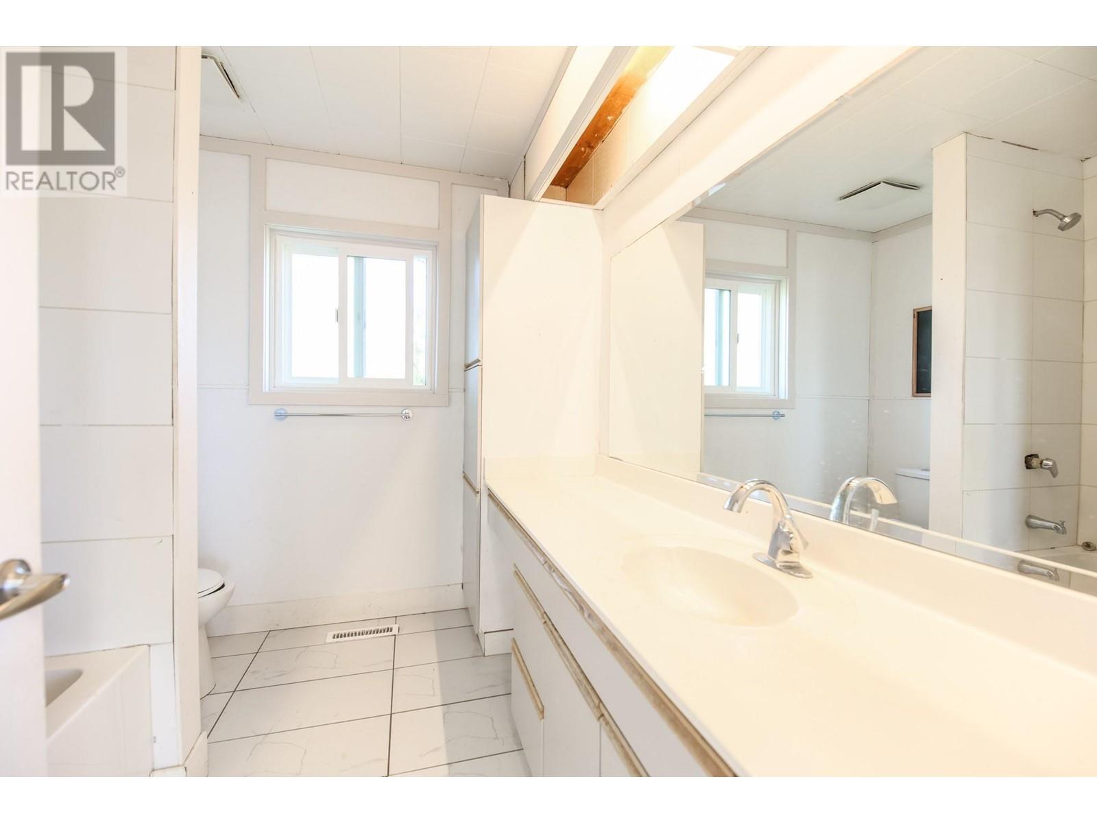 8009 87th Street, Osoyoos, British Columbia  V0H 1V0 - Photo 30 - 10344652