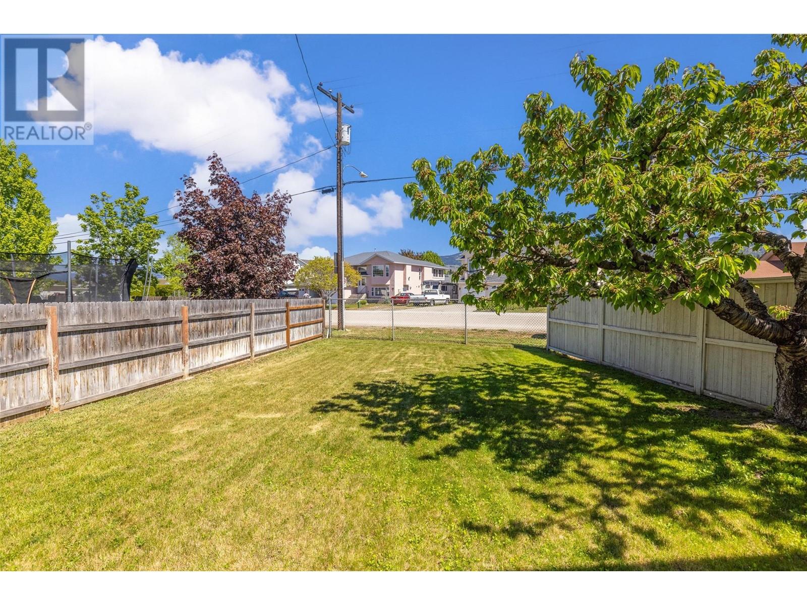 843 Matt Road, Kelowna, British Columbia  V1X 3W2 - Photo 28 - 10346970
