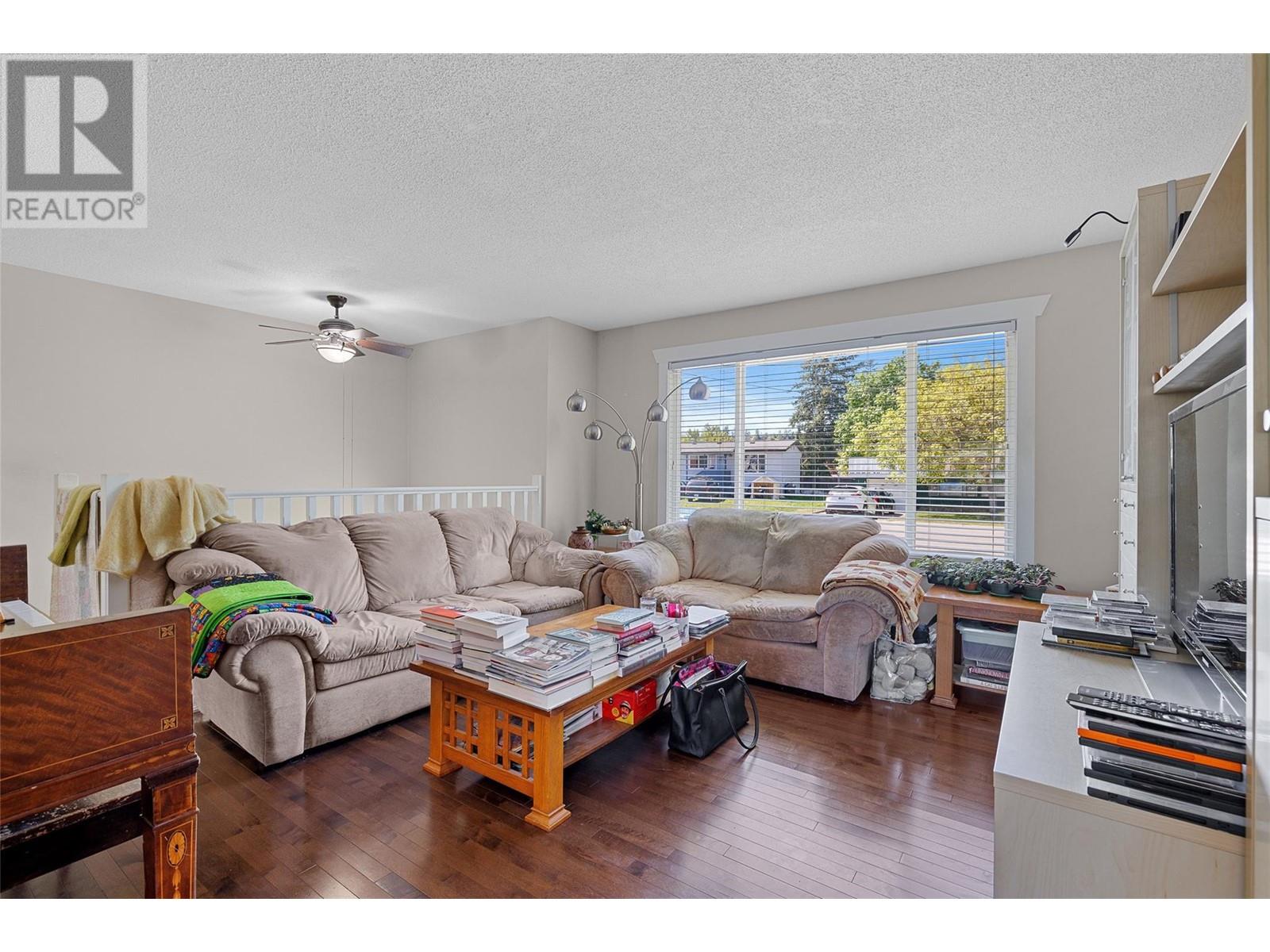 843 Matt Road, Kelowna, British Columbia  V1X 3W2 - Photo 8 - 10346970