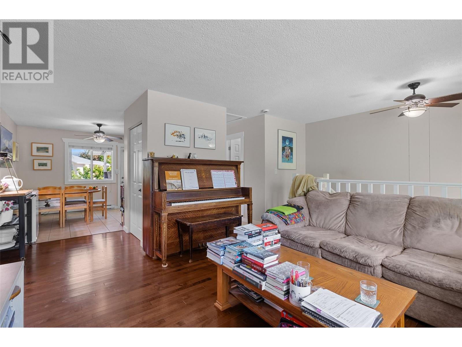 843 Matt Road, Kelowna, British Columbia  V1X 3W2 - Photo 9 - 10346970