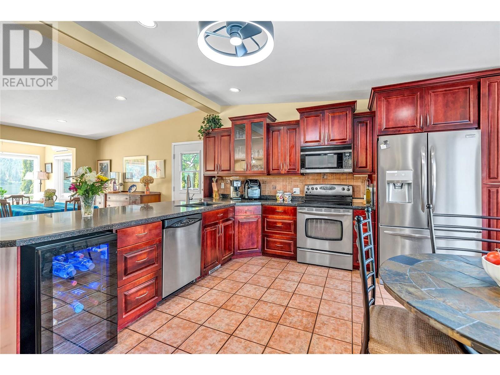 3160 Vaseux Lake, Okanagan Falls, British Columbia  V0H 1R2 - Photo 13 - 10347282
