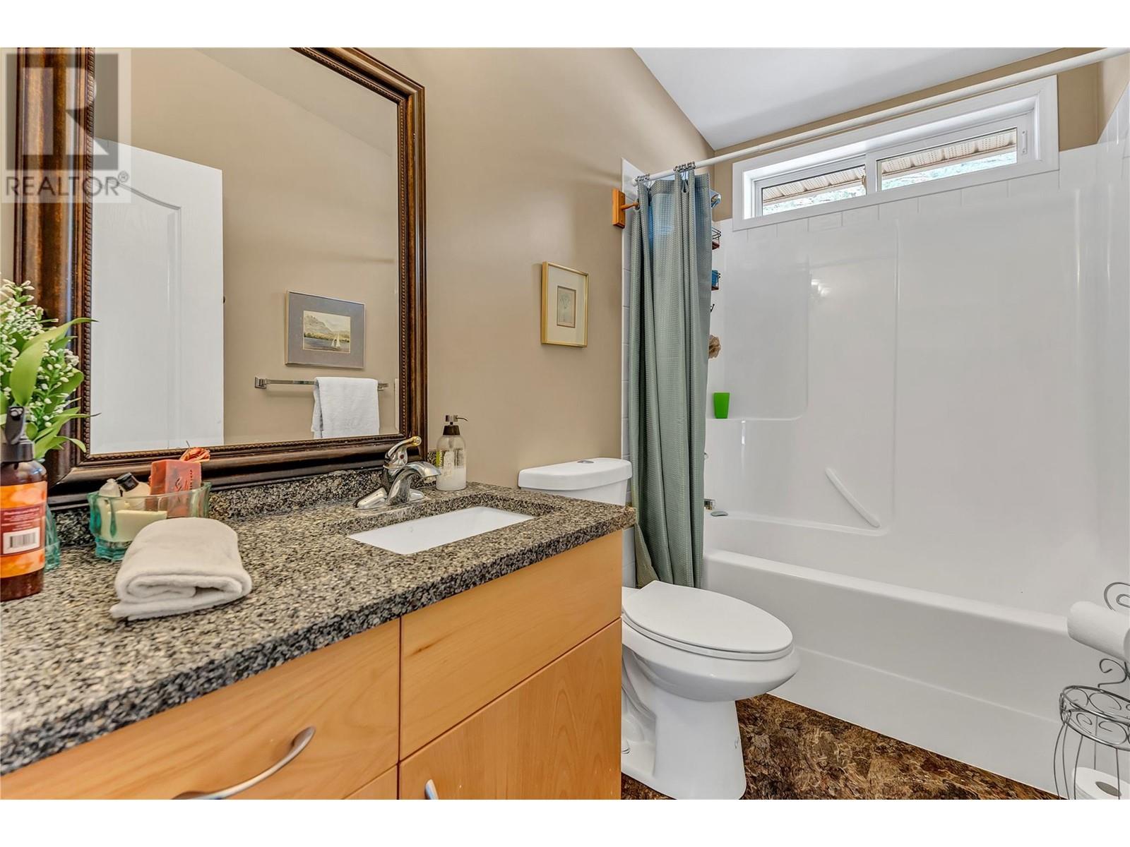 3160 Vaseux Lake, Okanagan Falls, British Columbia  V0H 1R2 - Photo 23 - 10347282