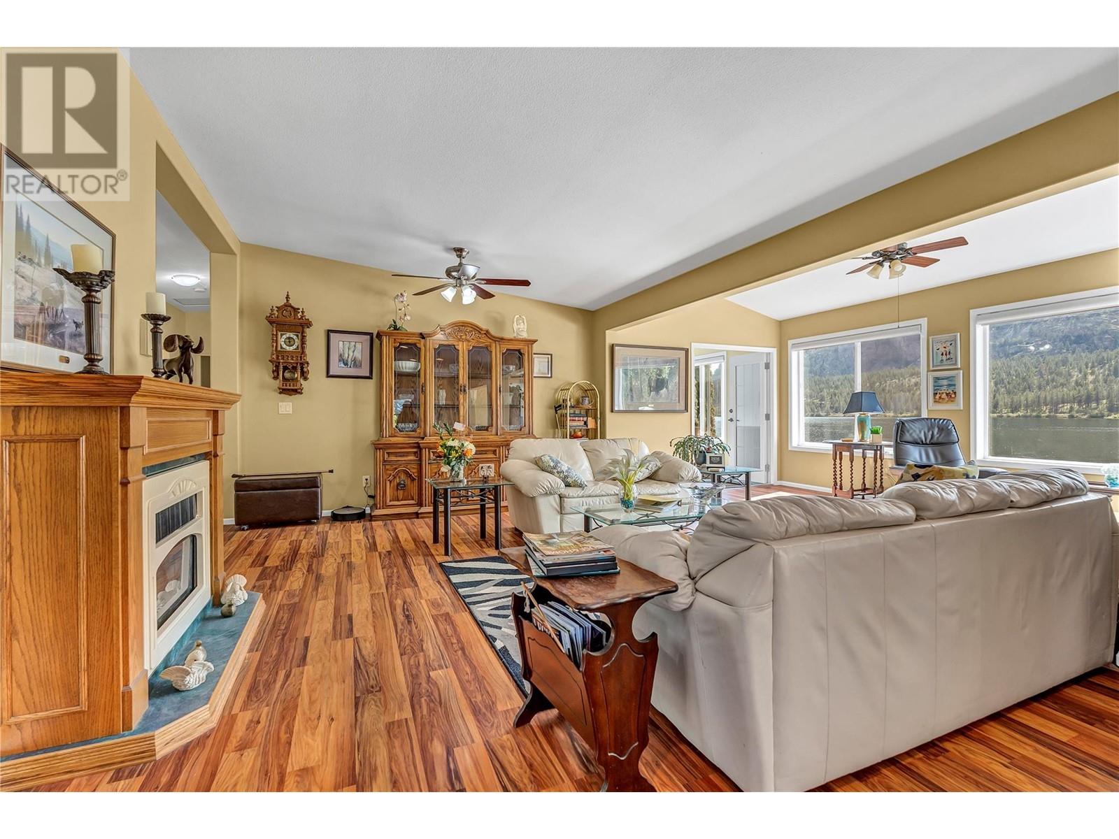 3160 Vaseux Lake, Okanagan Falls, British Columbia  V0H 1R2 - Photo 5 - 10347282