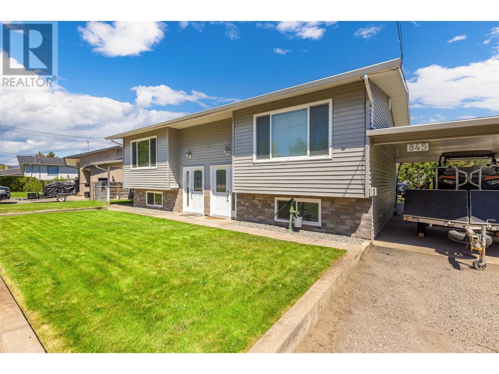 845 Matt Road, Kelowna, British Columbia  V1X 3W2 - Photo 1 - 10346972