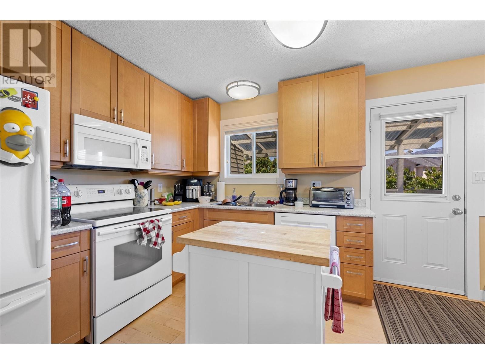 845 Matt Road, Kelowna, British Columbia  V1X 3W2 - Photo 10 - 10346972