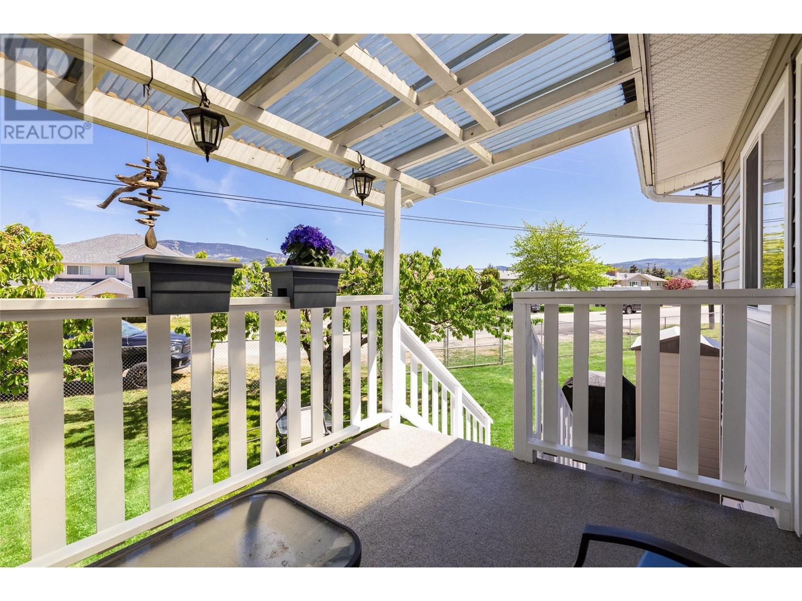 845 Matt Road, Kelowna, British Columbia  V1X 3W2 - Photo 16 - 10346972