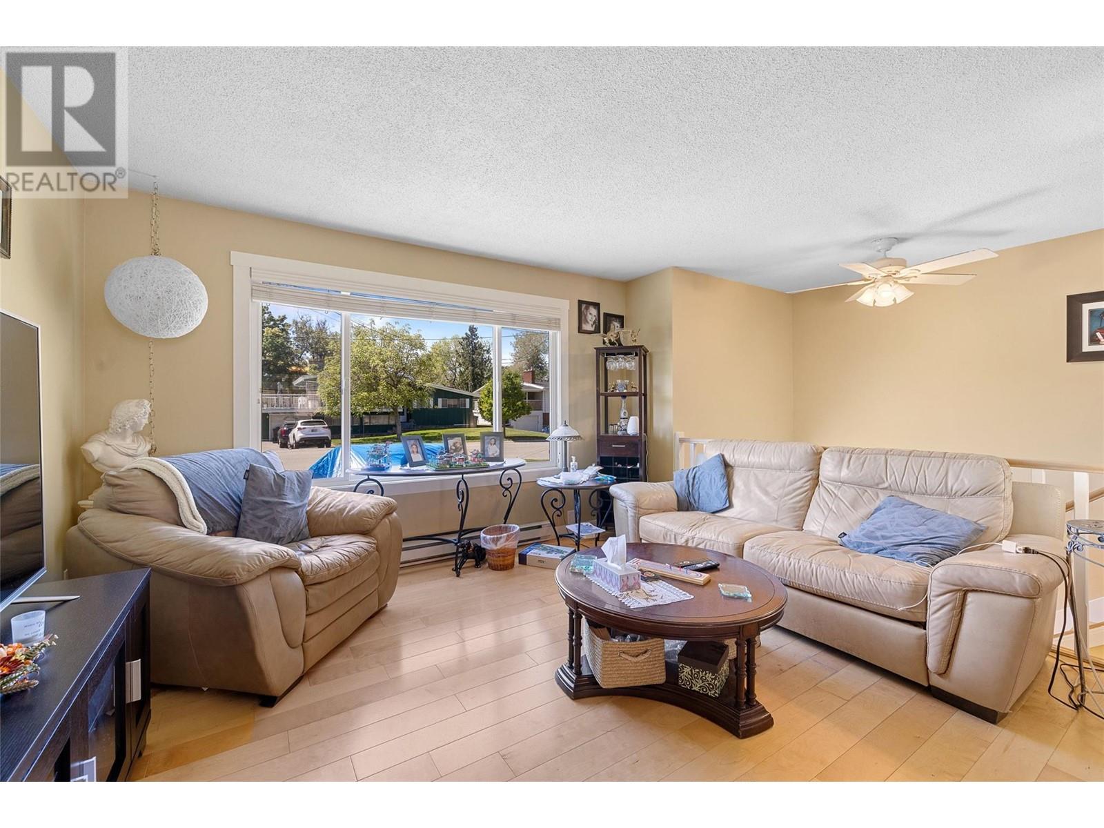 845 Matt Road, Kelowna, British Columbia  V1X 3W2 - Photo 8 - 10346972
