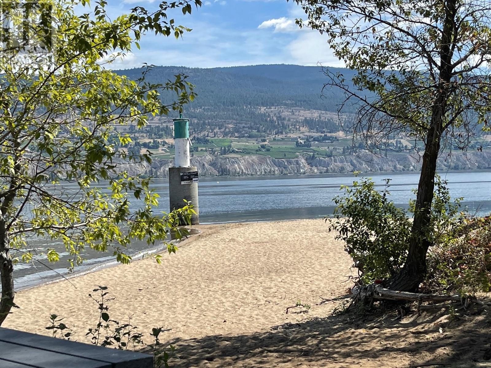 1727 Treffry Place, Summerland, British Columbia  V0H 1Z9 - Photo 13 - 10347432