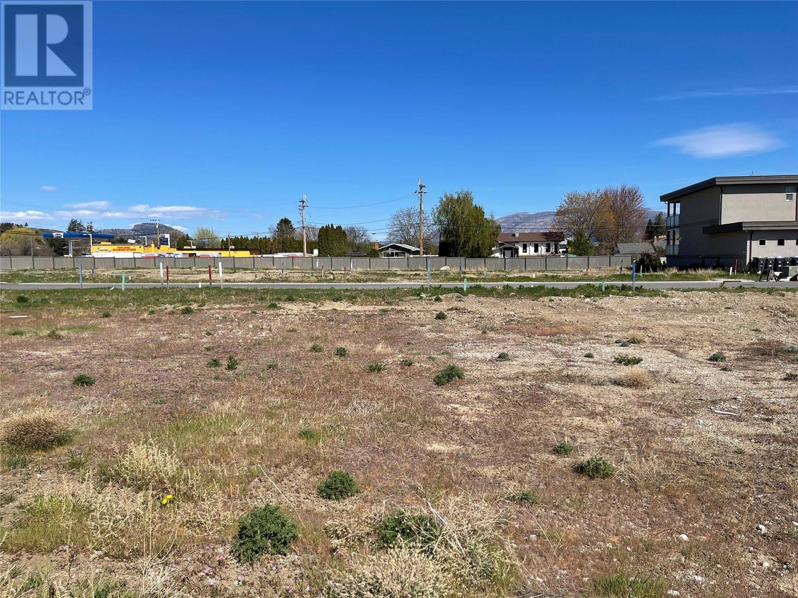 1727 Treffry Place, Summerland, British Columbia  V0H 1Z9 - Photo 8 - 10347432