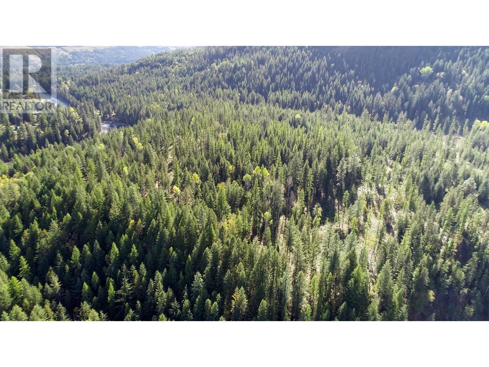 3751 Westwind Road, Krestova, British Columbia  V0G 1H2 - Photo 12 - 10346710