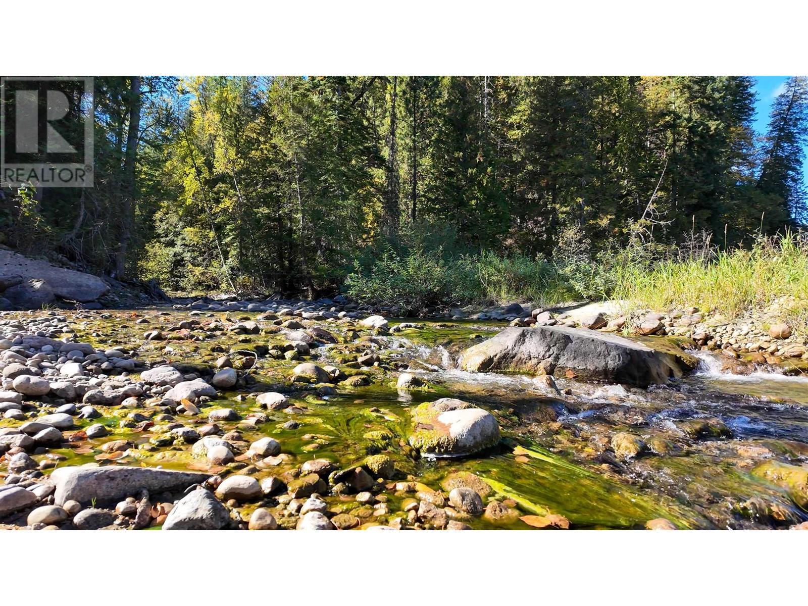 3751 Westwind Road, Krestova, British Columbia  V0G 1H2 - Photo 5 - 10346710