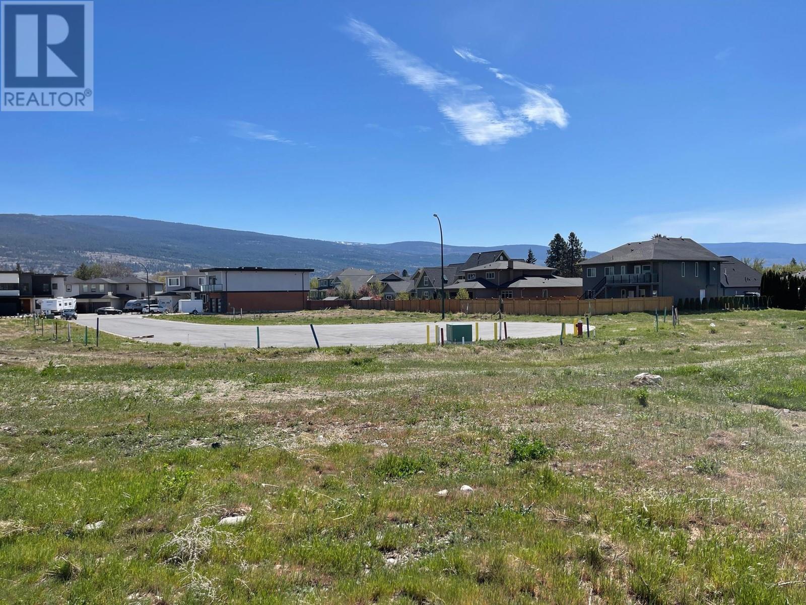 1736 Treffry Place, Summerland, British Columbia  V0H 1Z9 - Photo 2 - 10347472