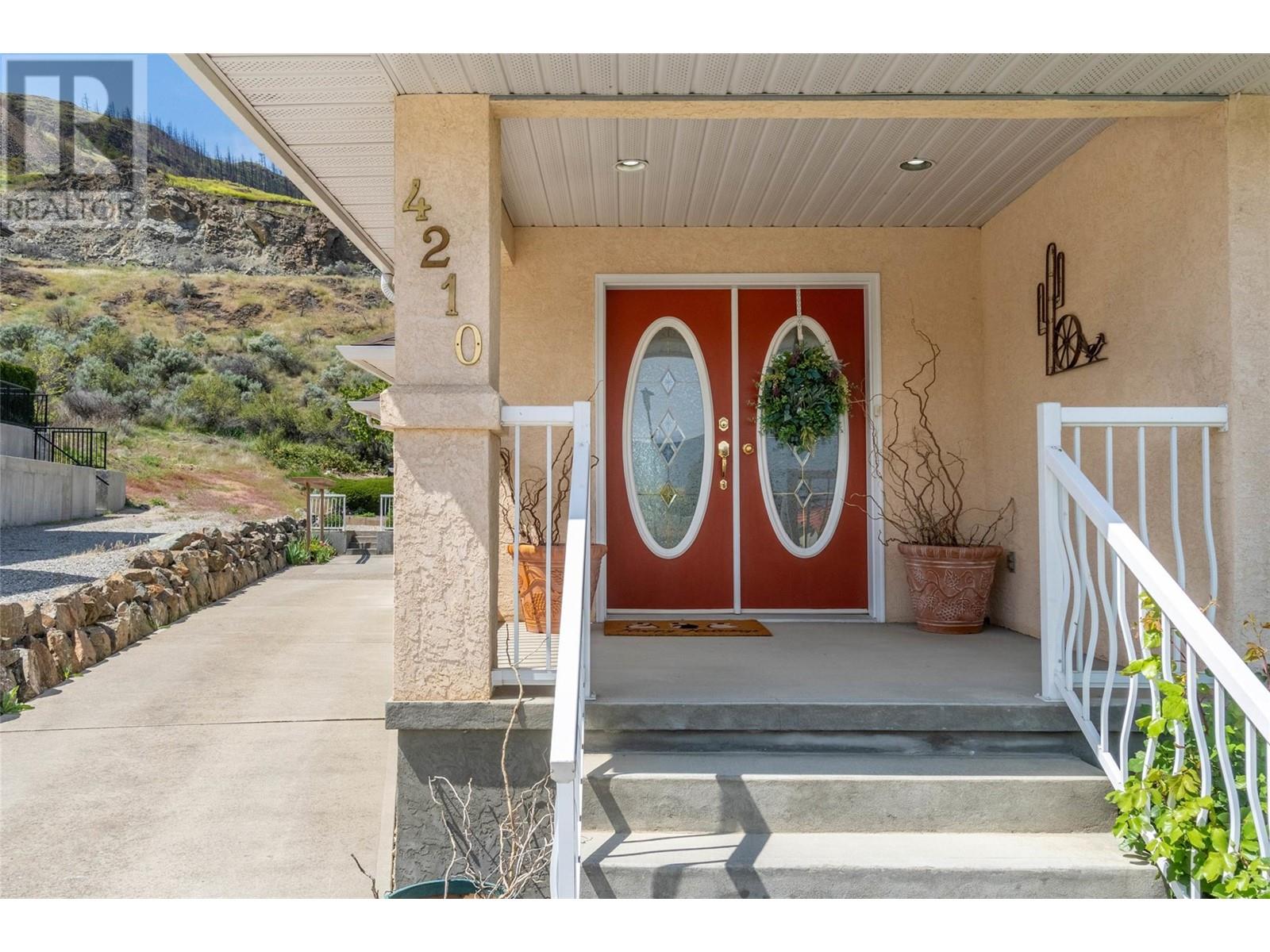4210 Fairwinds Drive, Osoyoos, British Columbia  V0H 1V4 - Photo 2 - 10347486