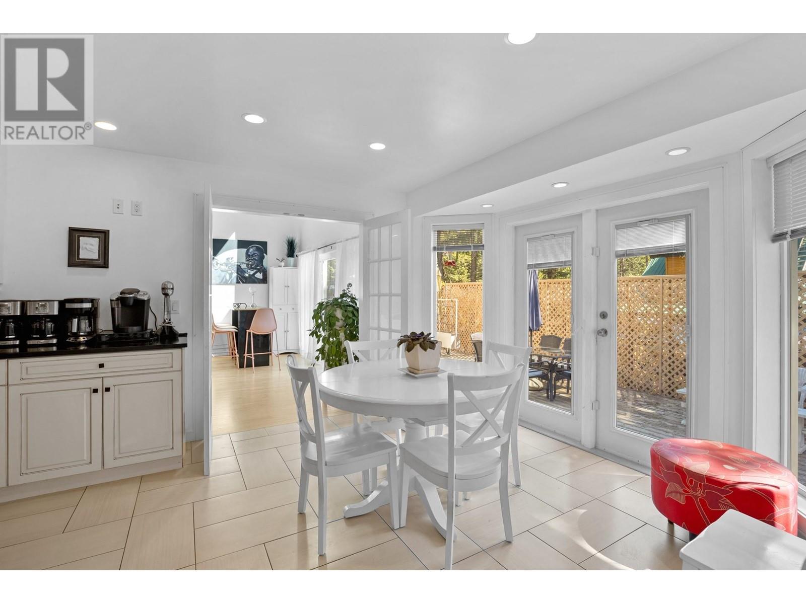 7991 Alpine Road, Kelowna, British Columbia  V1Z 3V8 - Photo 11 - 10342968