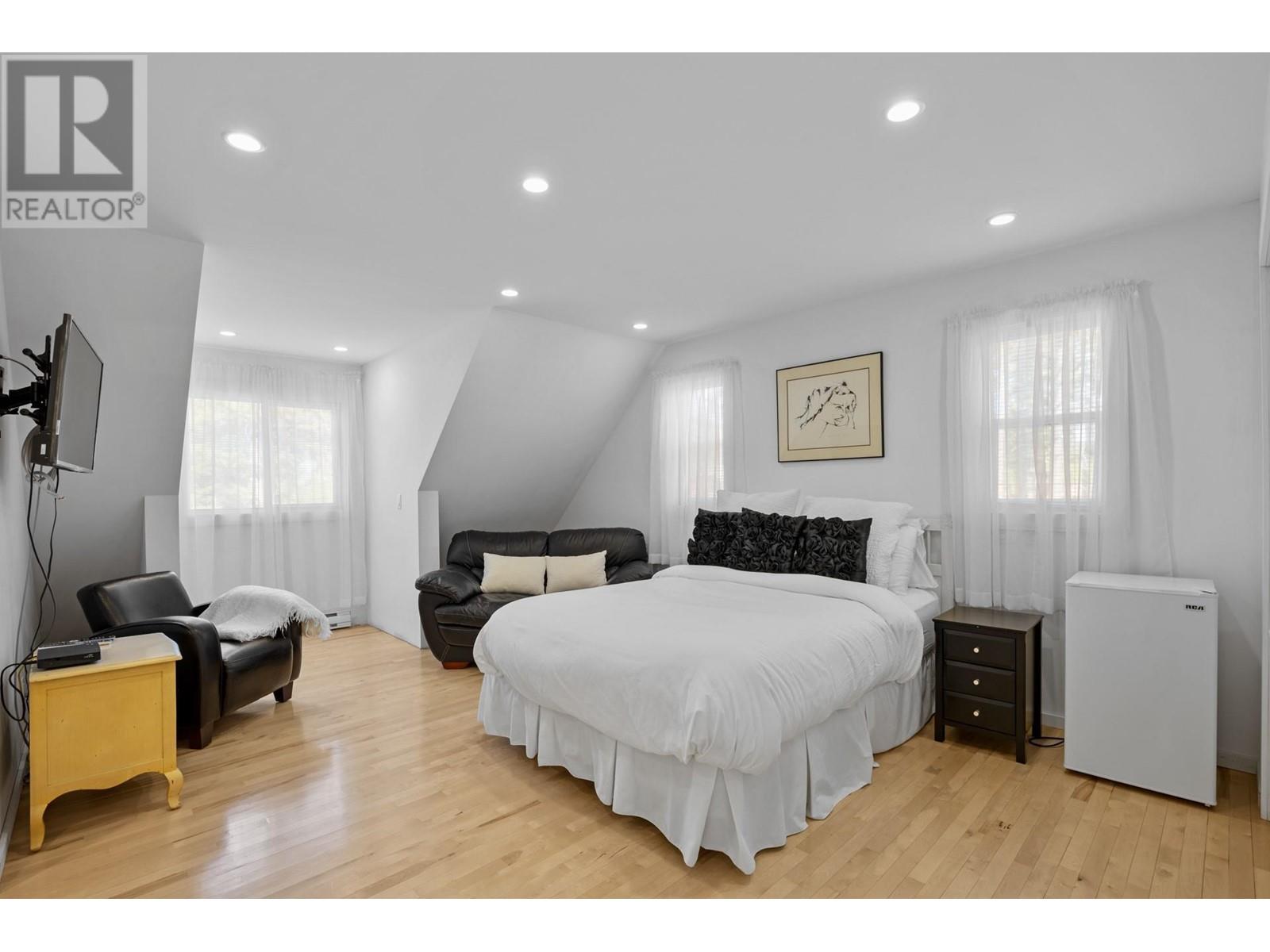 7991 Alpine Road, Kelowna, British Columbia  V1Z 3V8 - Photo 37 - 10342968