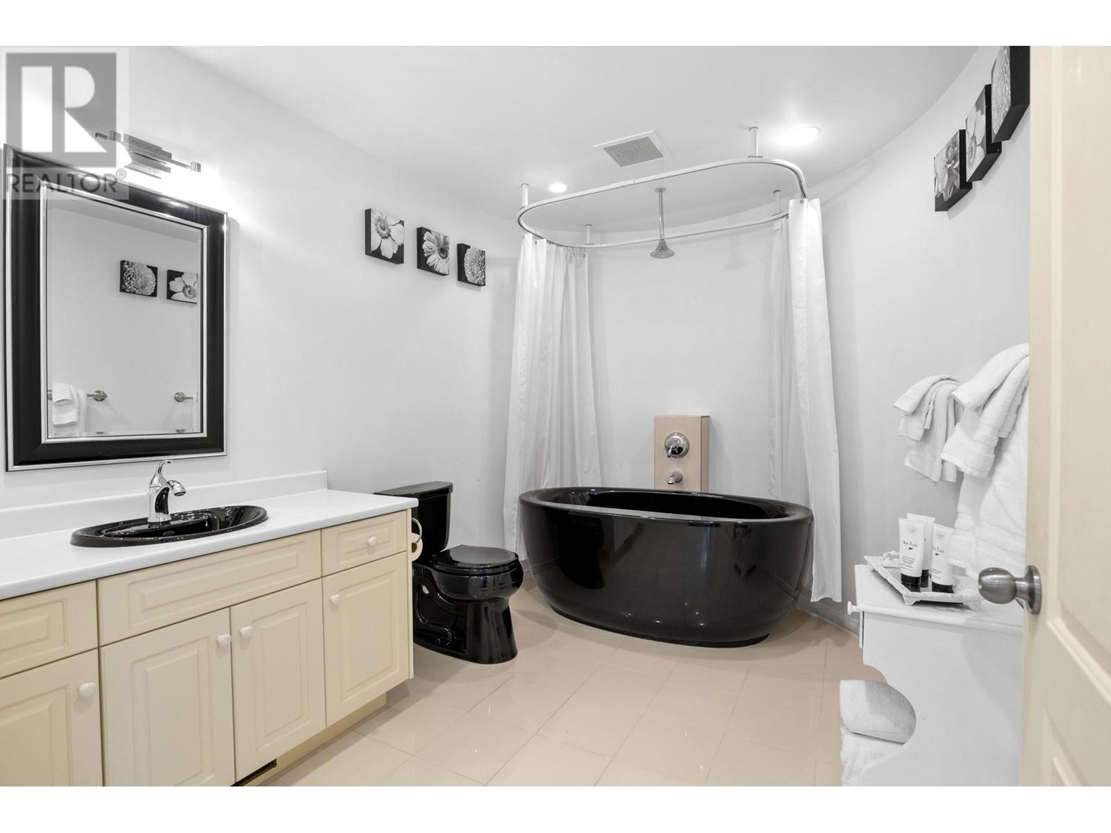7991 Alpine Road, Kelowna, British Columbia  V1Z 3V8 - Photo 41 - 10342968