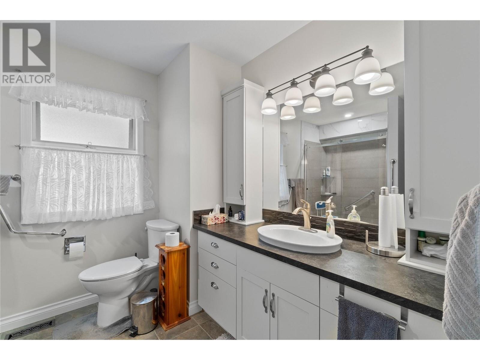 1120 12 Street Ne Unit# 2, Salmon Arm, British Columbia  V1E 1B8 - Photo 25 - 10346954