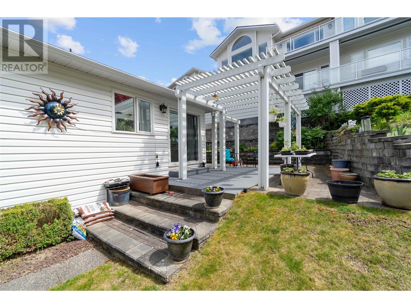 1120 12 Street Ne Unit# 2, Salmon Arm, British Columbia  V1E 1B8 - Photo 57 - 10346954