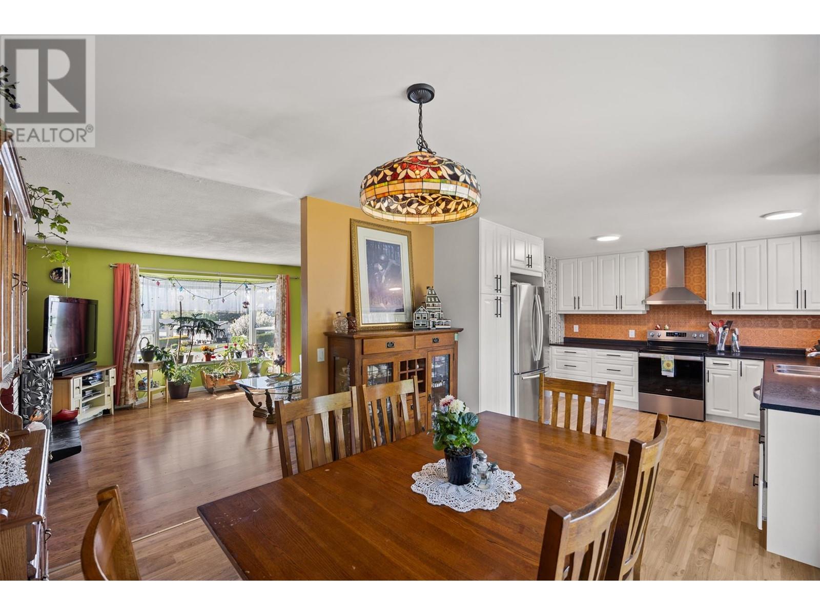 1212 Linthorpe Road, Kamloops, British Columbia  V2B 7S6 - Photo 13 - 10347250