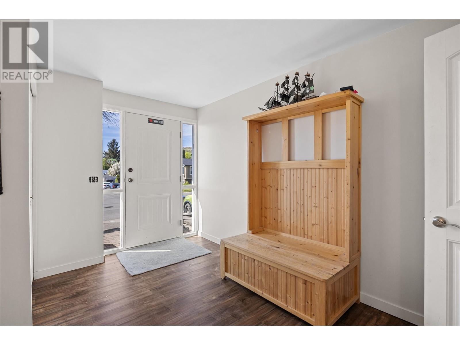 1212 Linthorpe Road, Kamloops, British Columbia  V2B 7S6 - Photo 5 - 10347250