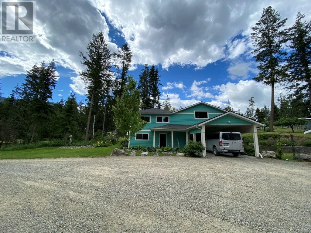 3677 20th Street, Lister, British Columbia  V0B 1G2 - Photo 2 - 10347578