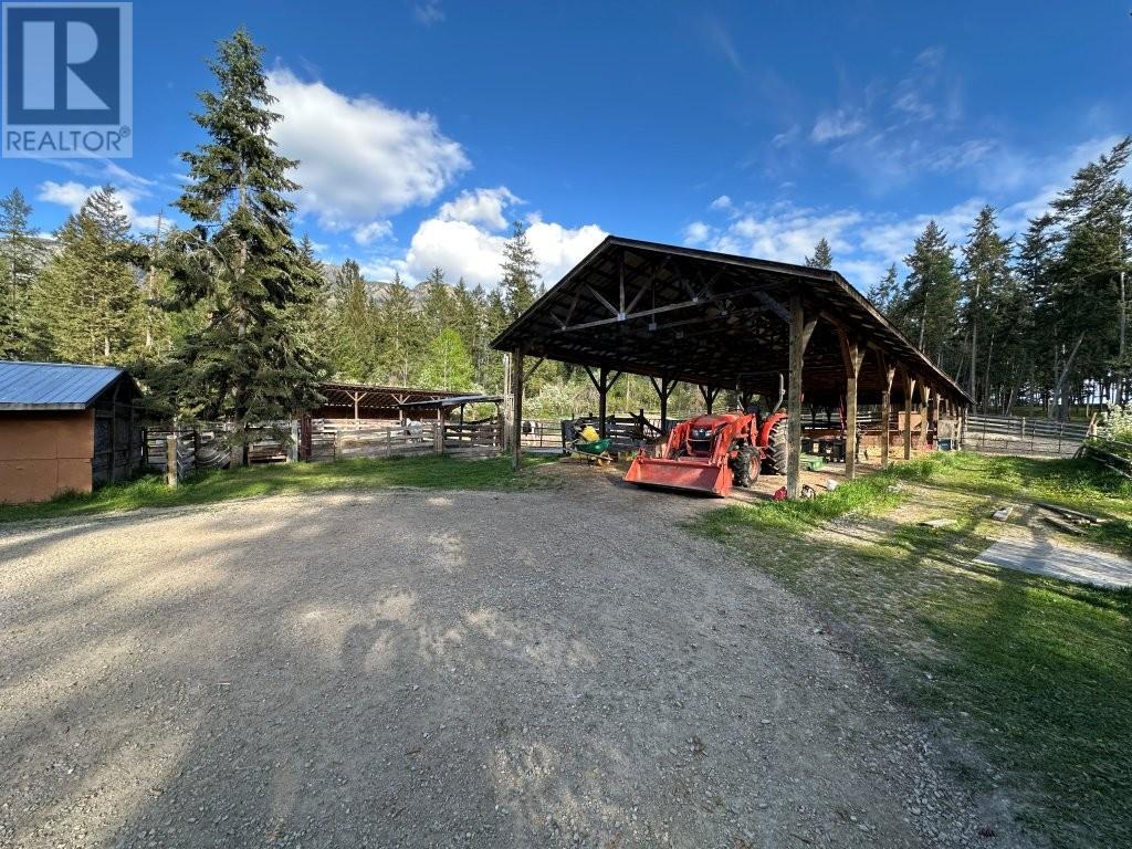 3677 20th Street, Lister, British Columbia  V0B 1G2 - Photo 27 - 10347578