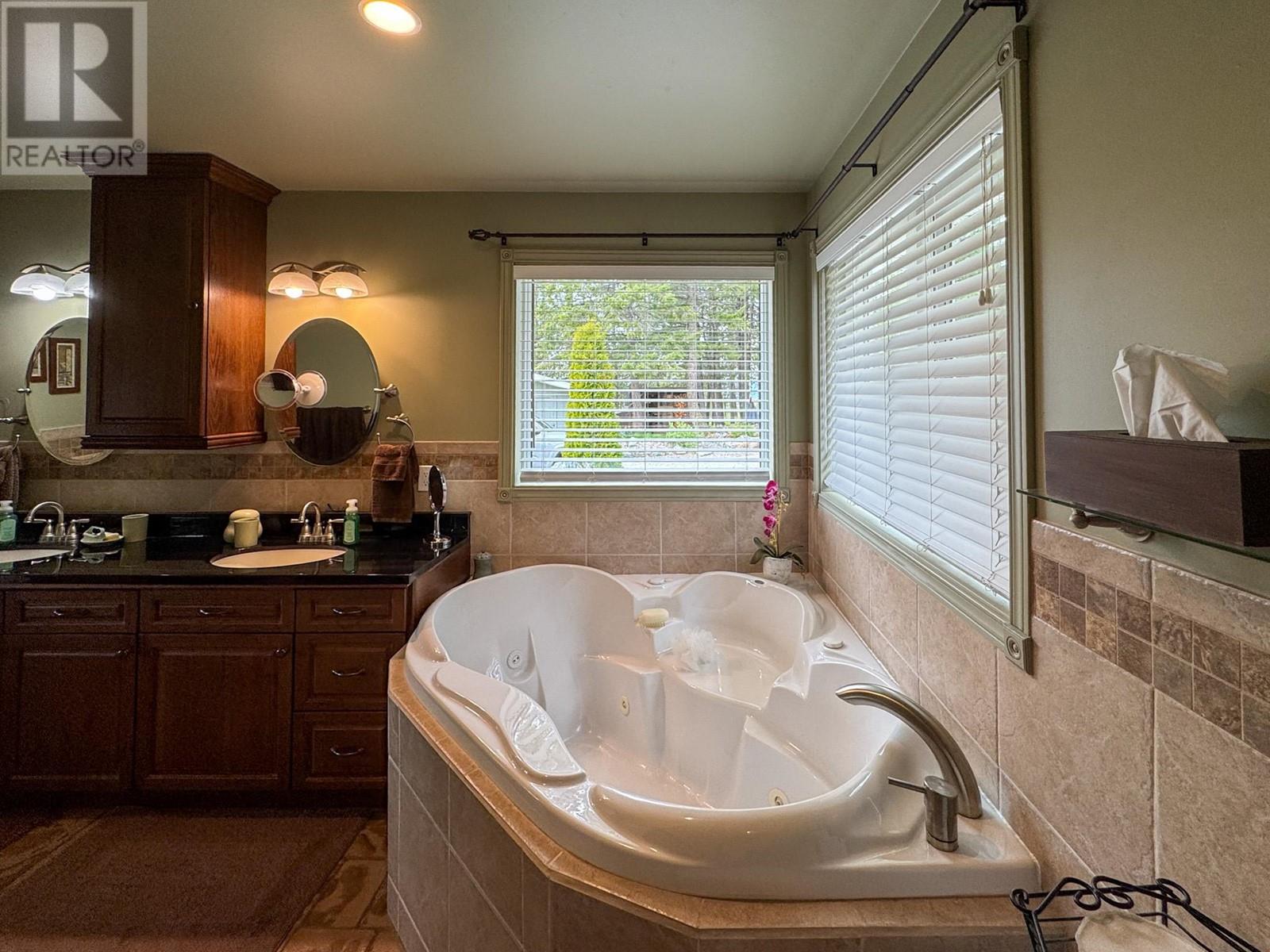 370 Sasquatch Trail, Osoyoos, British Columbia  V0H 1V6 - Photo 12 - 10347145