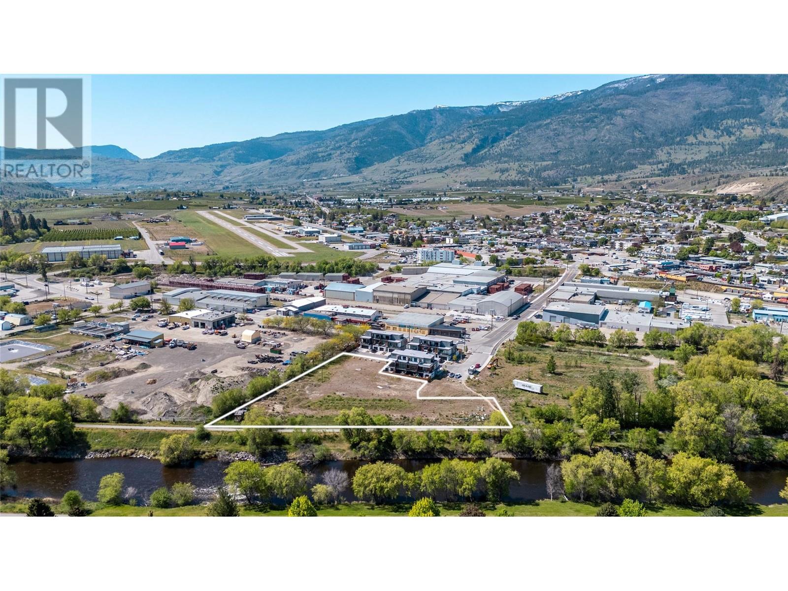 5995 Sawmill Road, Oliver, British Columbia  V0H 1T9 - Photo 1 - 10347585