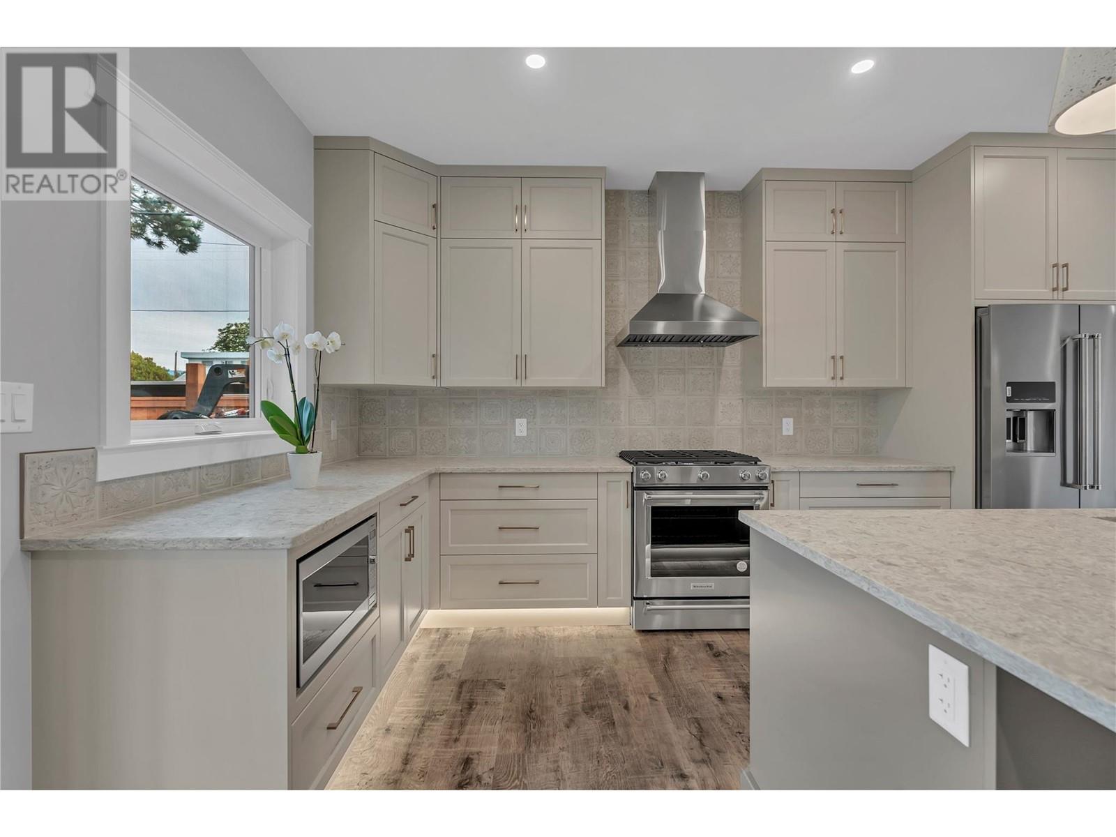 1735 Britton Road, Summerland, British Columbia  V0H 1Z9 - Photo 8 - 10347575