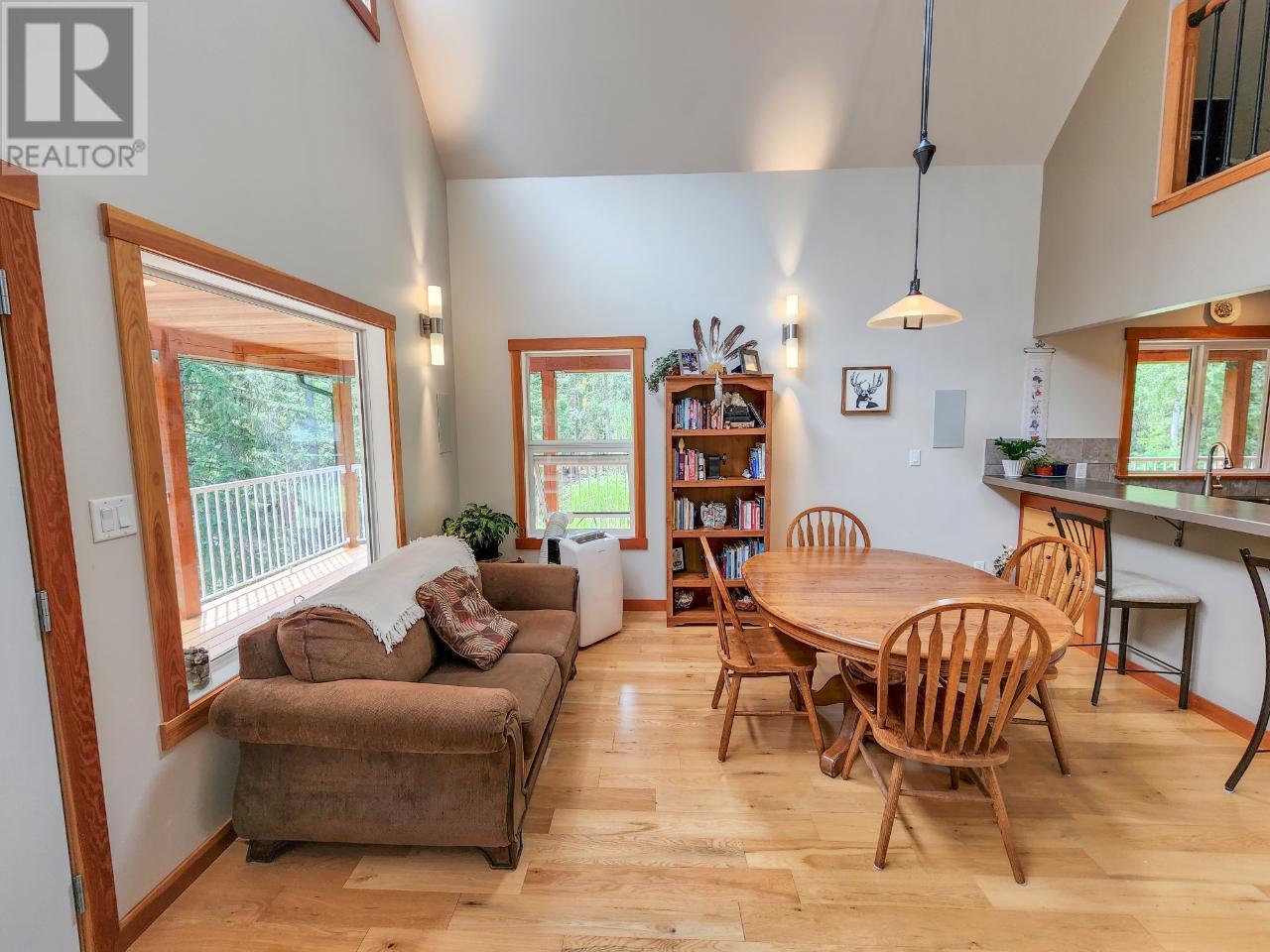 4351 Poplar Ridge Road, Krestova, British Columbia  V0G 1H1 - Photo 12 - 10347616