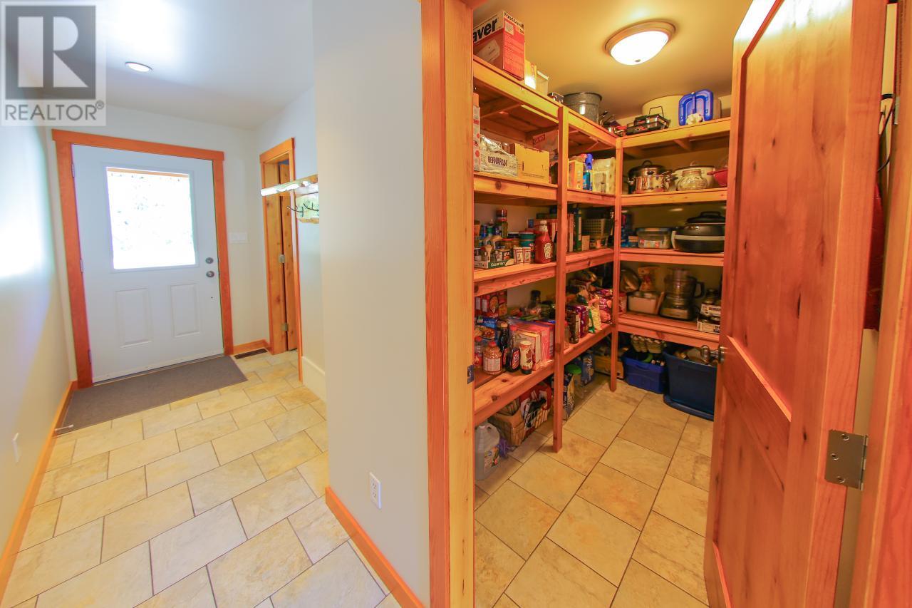 4351 Poplar Ridge Road, Krestova, British Columbia  V0G 1H1 - Photo 18 - 10347616