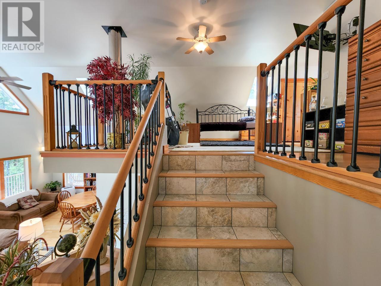 4351 Poplar Ridge Road, Krestova, British Columbia  V0G 1H1 - Photo 27 - 10347616