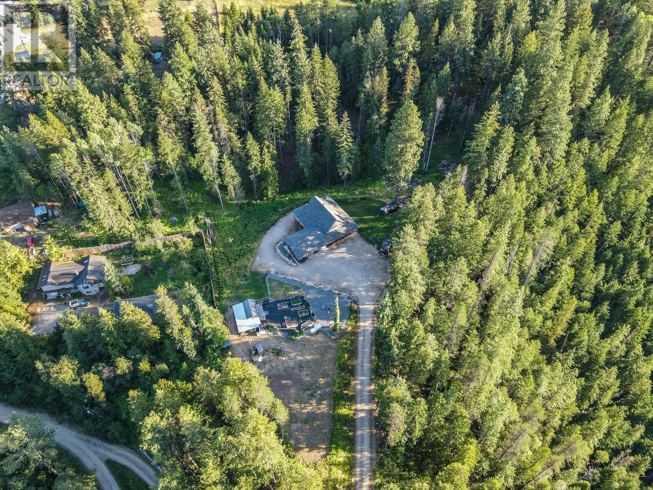 4351 Poplar Ridge Road, Krestova, British Columbia  V0G 1H1 - Photo 3 - 10347616