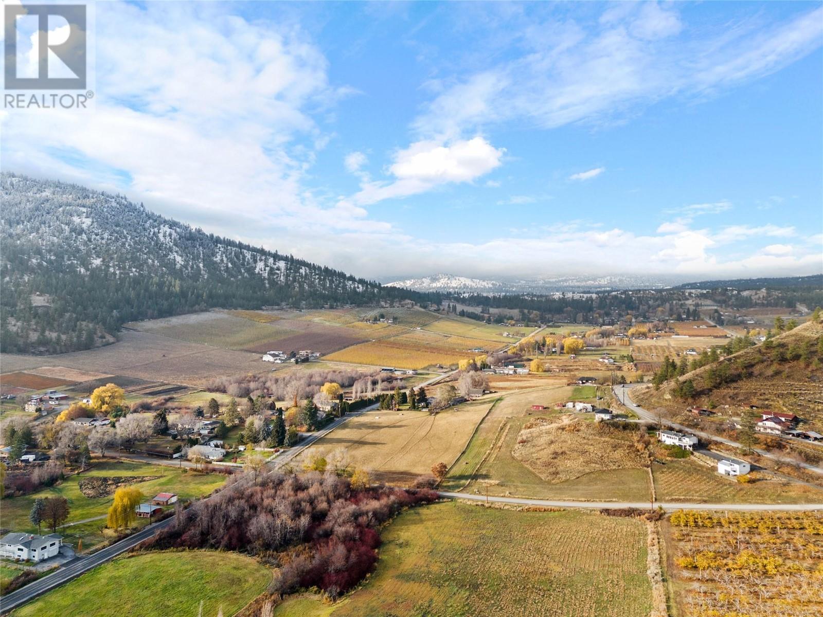 9827 Gillard Avenue, Summerland, British Columbia  V0H 1Z8 - Photo 1 - 10347611