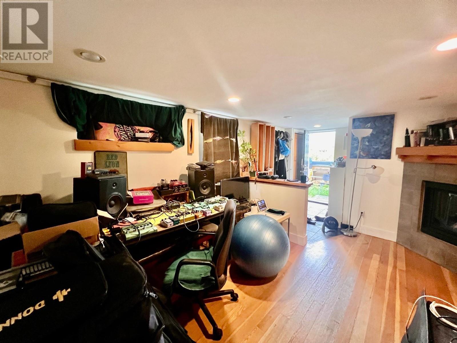 510 Innes Street, Nelson, British Columbia  V1L 5E9 - Photo 15 - 10347178
