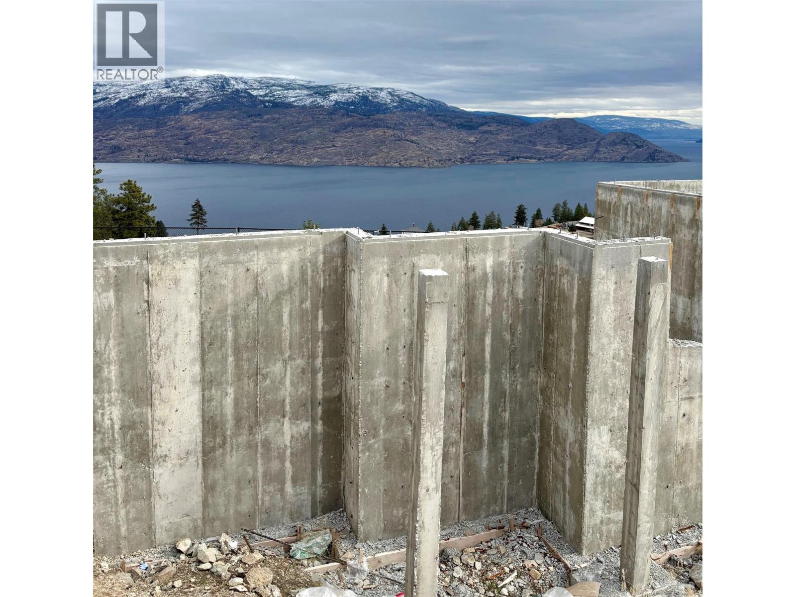 6050 Gerrie Road, Peachland, British Columbia  V0H 1X4 - Photo 3 - 10344001