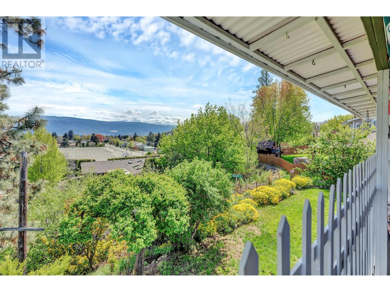 14205 Cartwright Avenue, Summerland, British Columbia  V0H 1Z8 - Photo 2 - 10347361