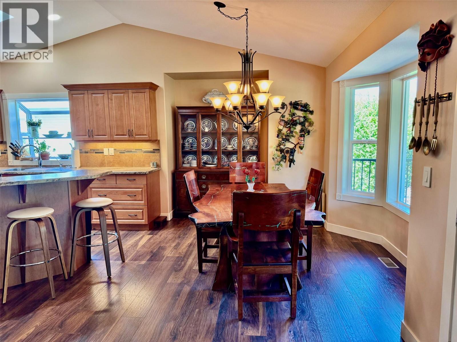 4147 4th Street, Vernon, British Columbia  V1H 1Z1 - Photo 11 - 10347175