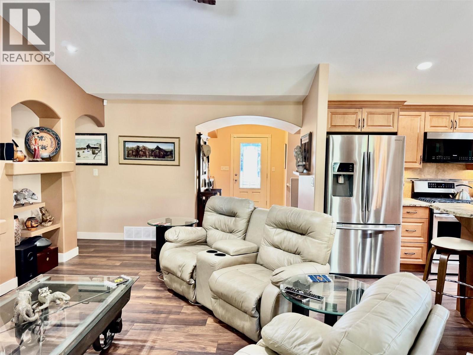 4147 4th Street, Vernon, British Columbia  V1H 1Z1 - Photo 8 - 10347175