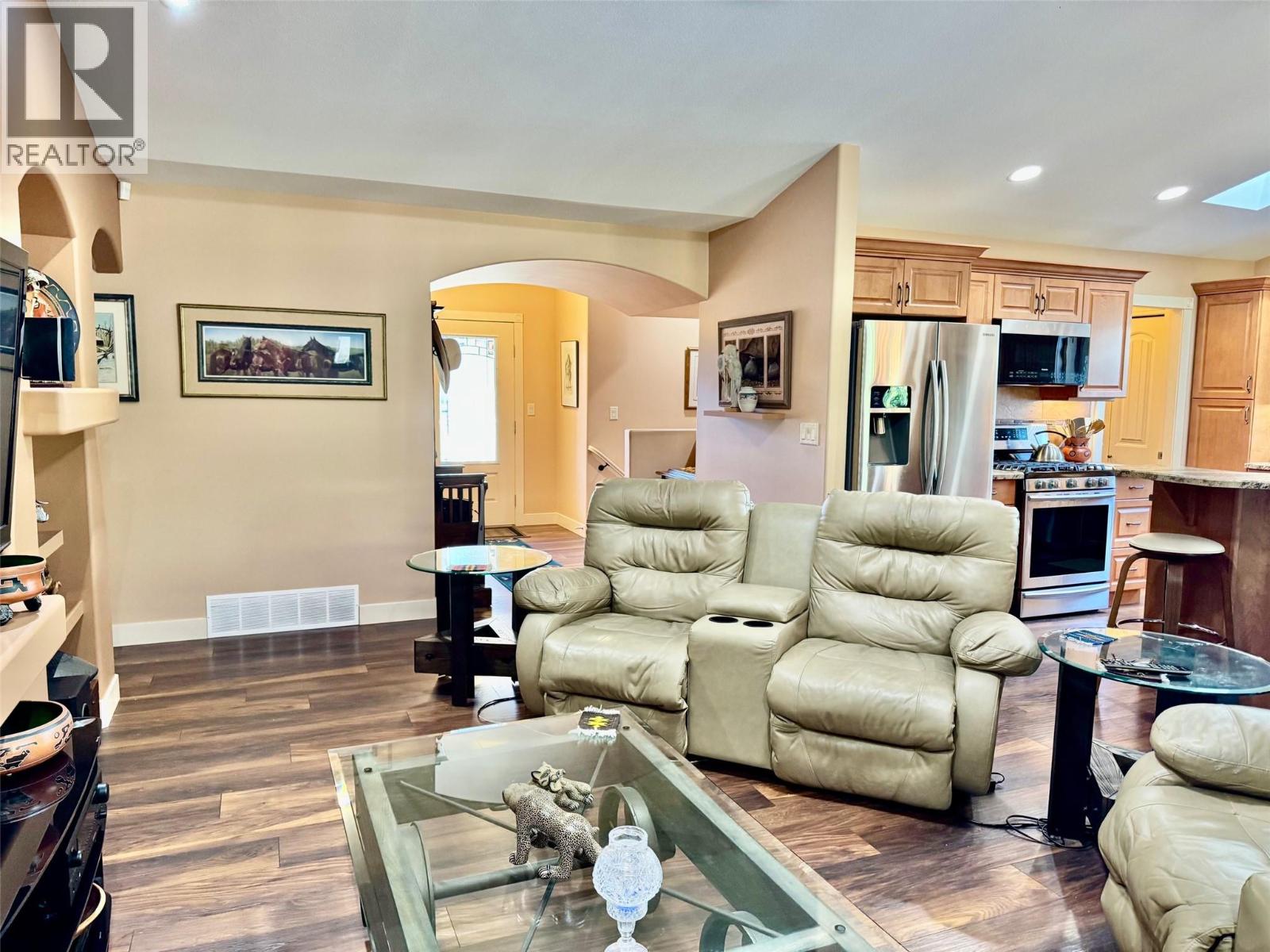 4147 4th Street, Vernon, British Columbia  V1H 1Z1 - Photo 9 - 10347175