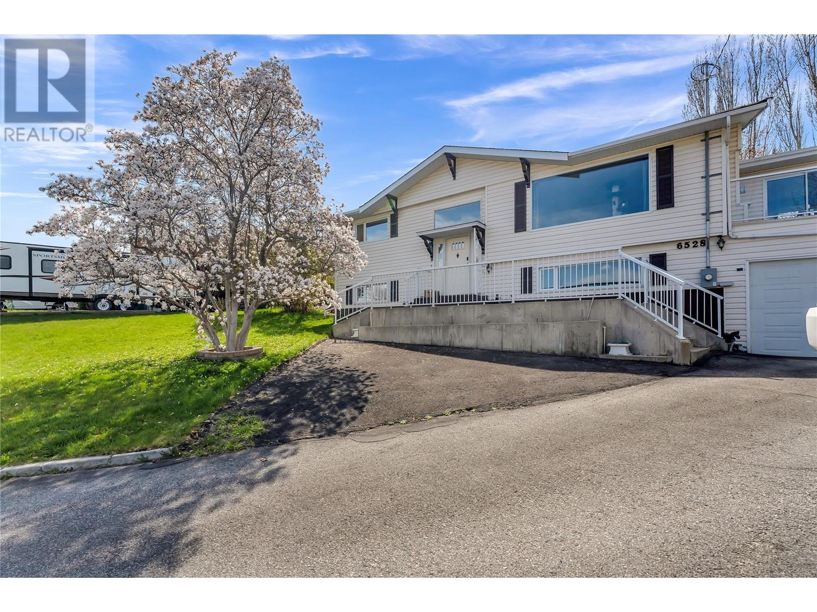 6528 Lipsett Crescent, Summerland, British Columbia  V0H 1Z1 - Photo 1 - 10347670