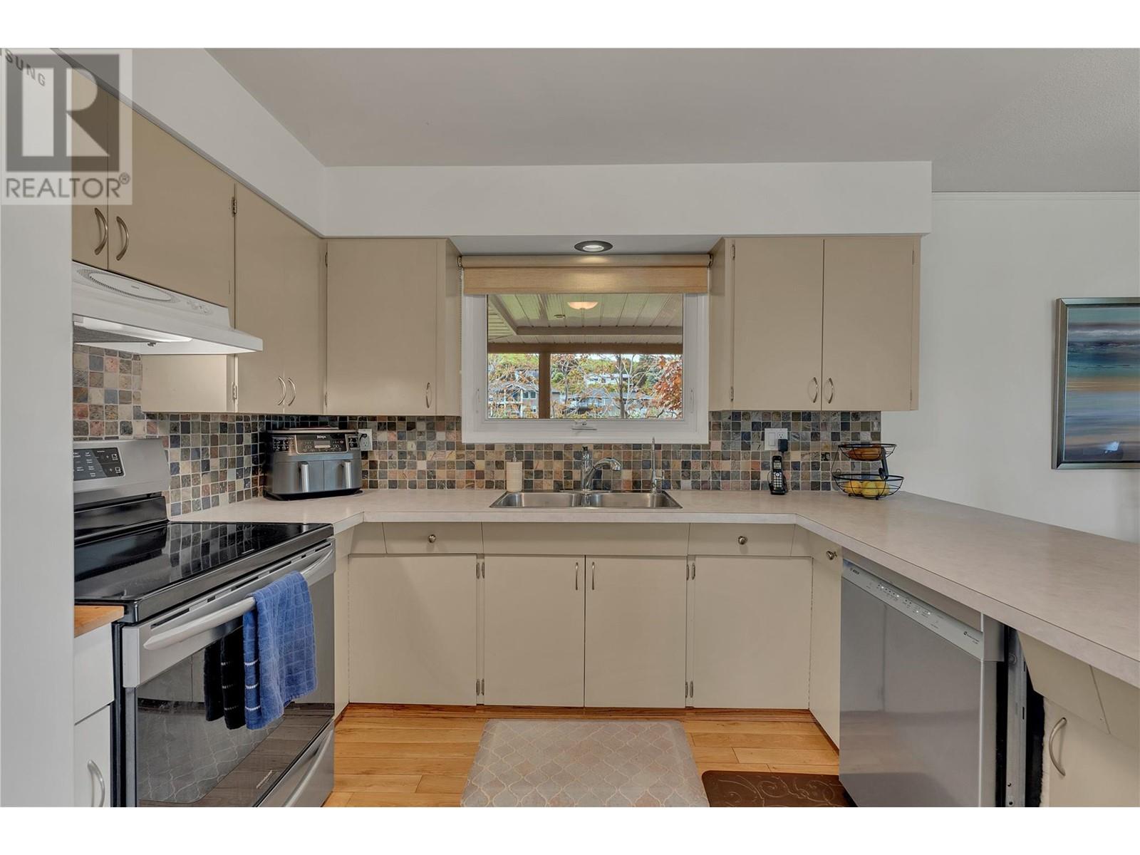 6528 Lipsett Crescent, Summerland, British Columbia  V0H 1Z1 - Photo 12 - 10347670