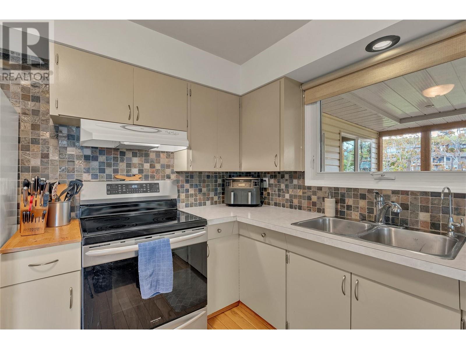6528 Lipsett Crescent, Summerland, British Columbia  V0H 1Z1 - Photo 14 - 10347670