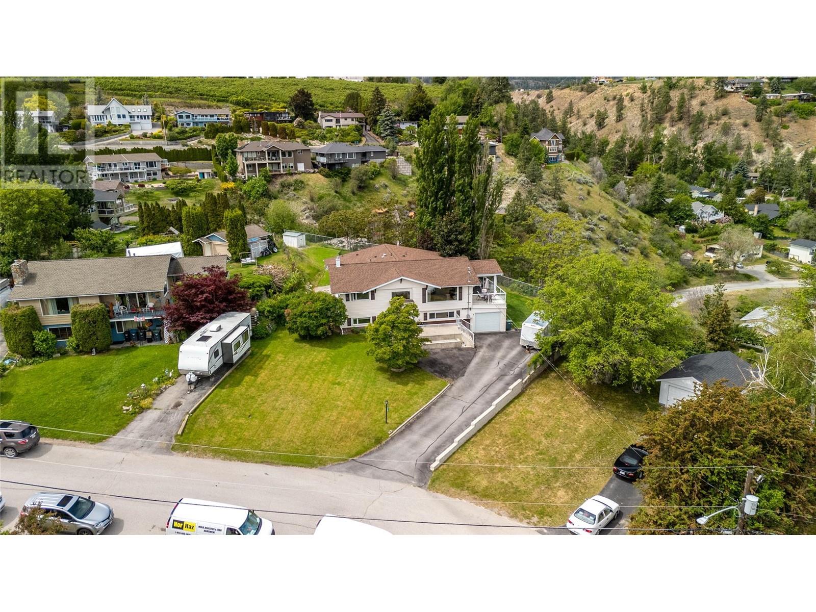 6528 Lipsett Crescent, Summerland, British Columbia  V0H 1Z1 - Photo 4 - 10347670