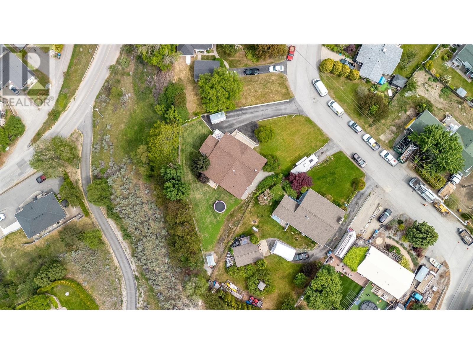 6528 Lipsett Crescent, Summerland, British Columbia  V0H 1Z1 - Photo 6 - 10347670