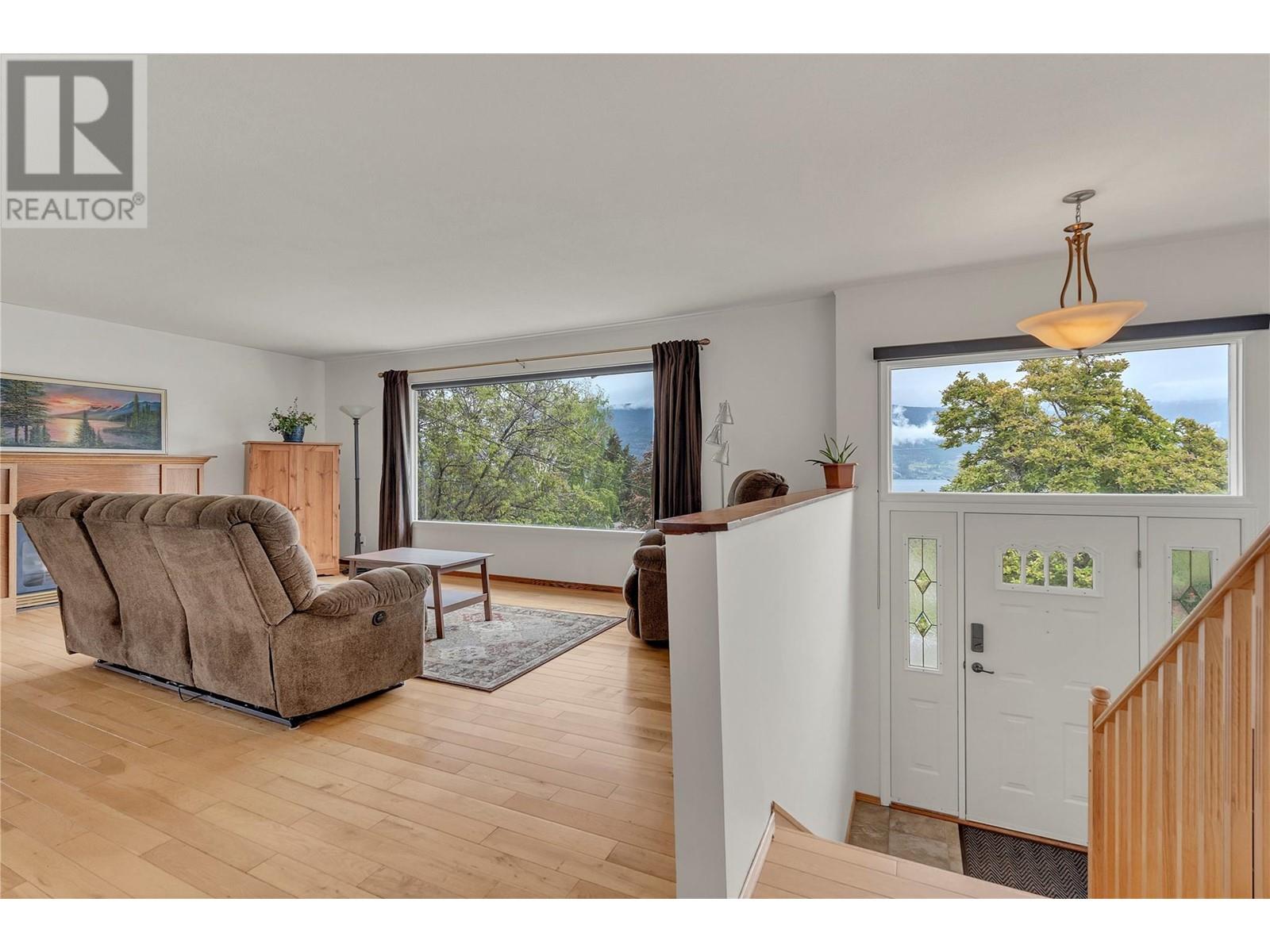 6528 Lipsett Crescent, Summerland, British Columbia  V0H 1Z1 - Photo 8 - 10347670